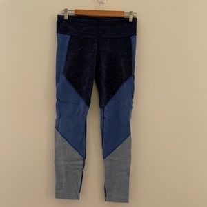 Gap colorblock leggings